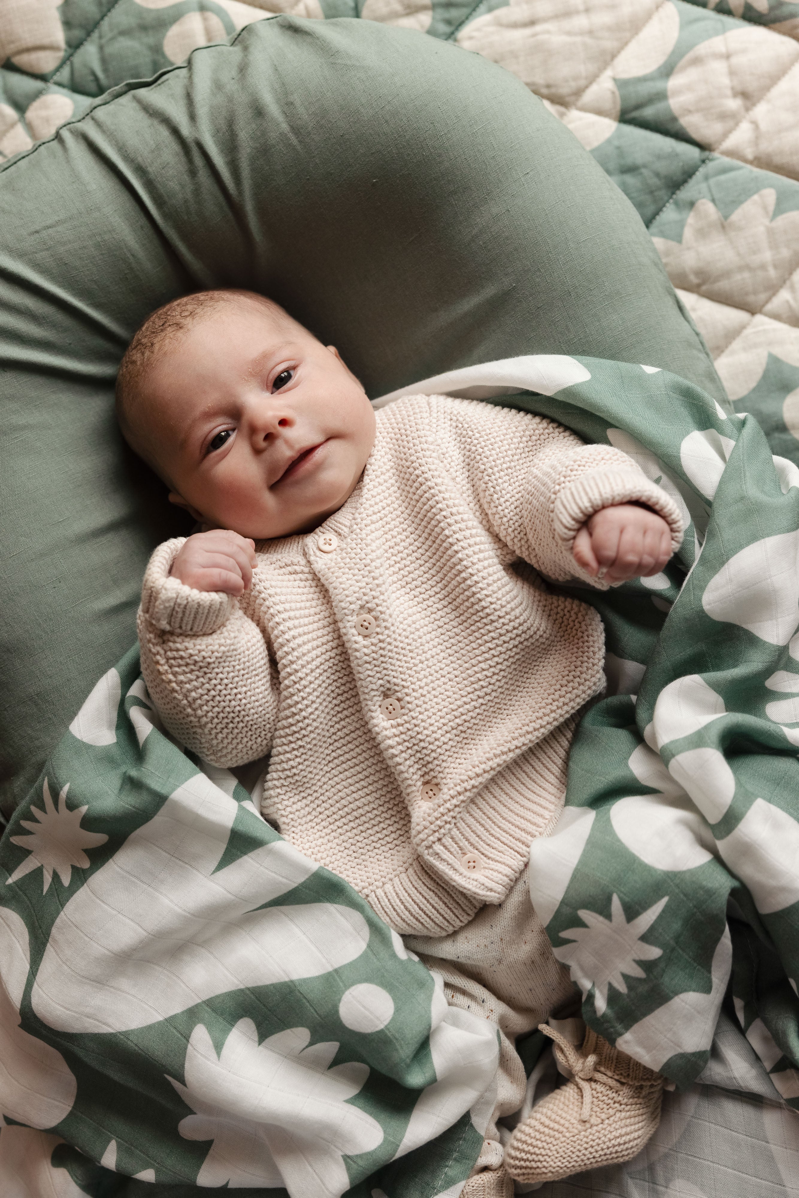 Baby Lounger Nest + Opal sage Linen Cover