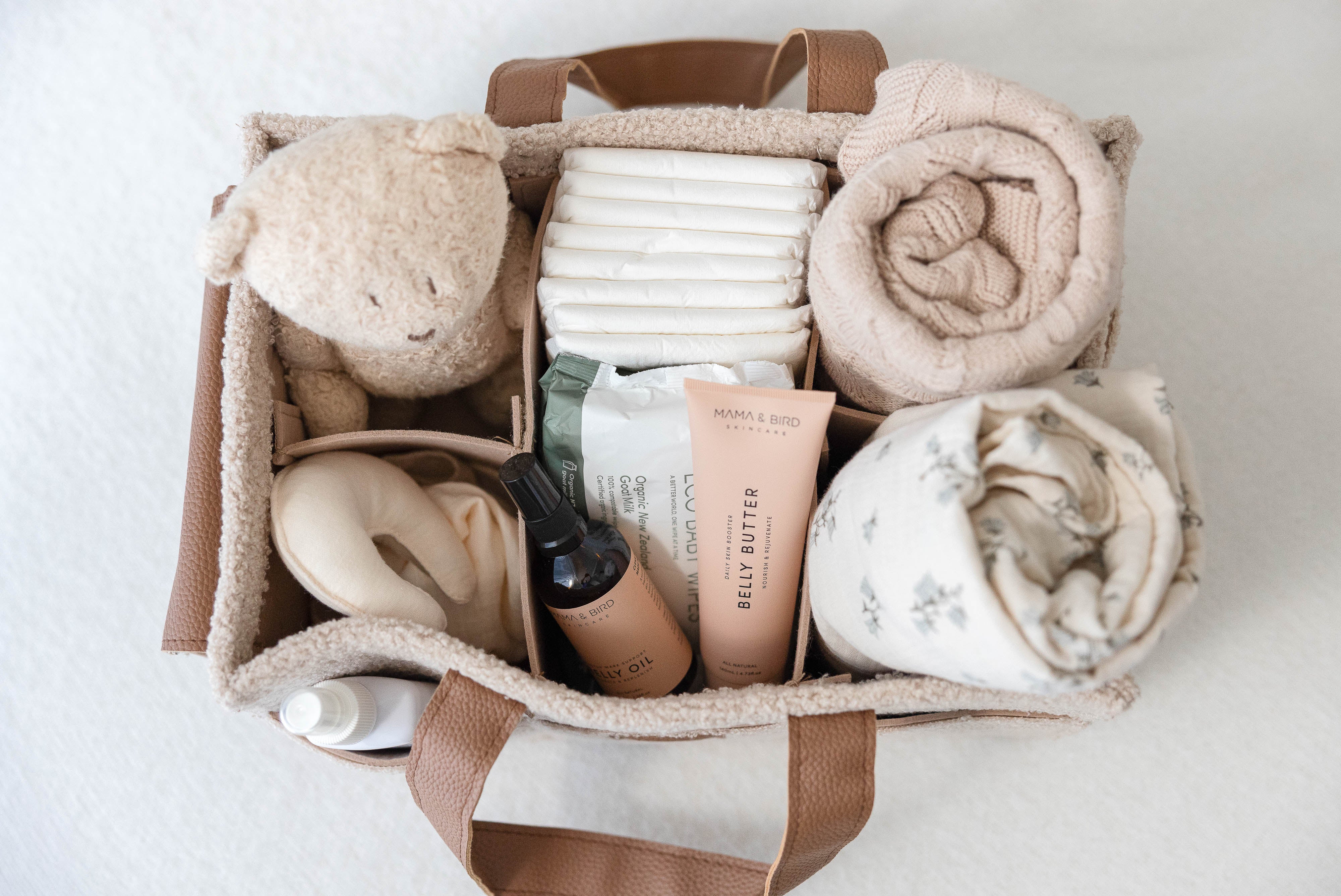 【完売品、数量限定生産】Unite Pattent Caddy Teddy Nappy Caddy- Nude- Large Side Pocket – Linen Label