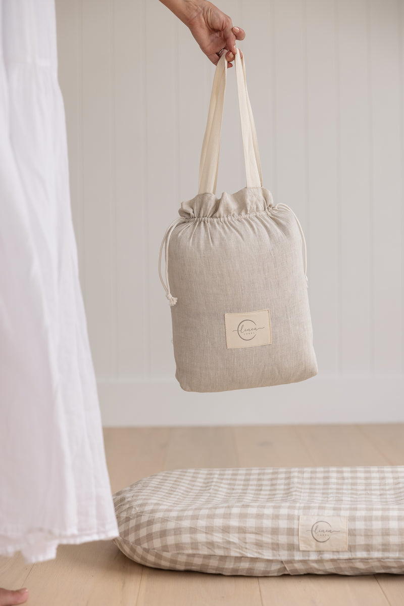 Baby Lounger Nest + Gingham Oat Linen Cover