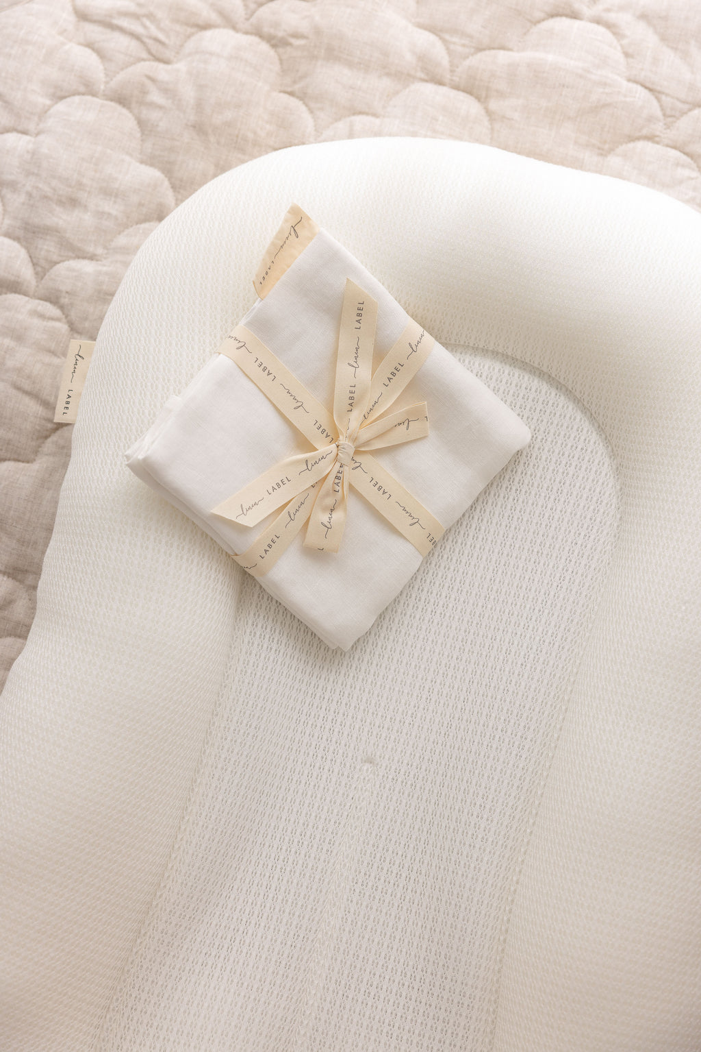 Baby Lounger Nest + Snow White Linen Cover