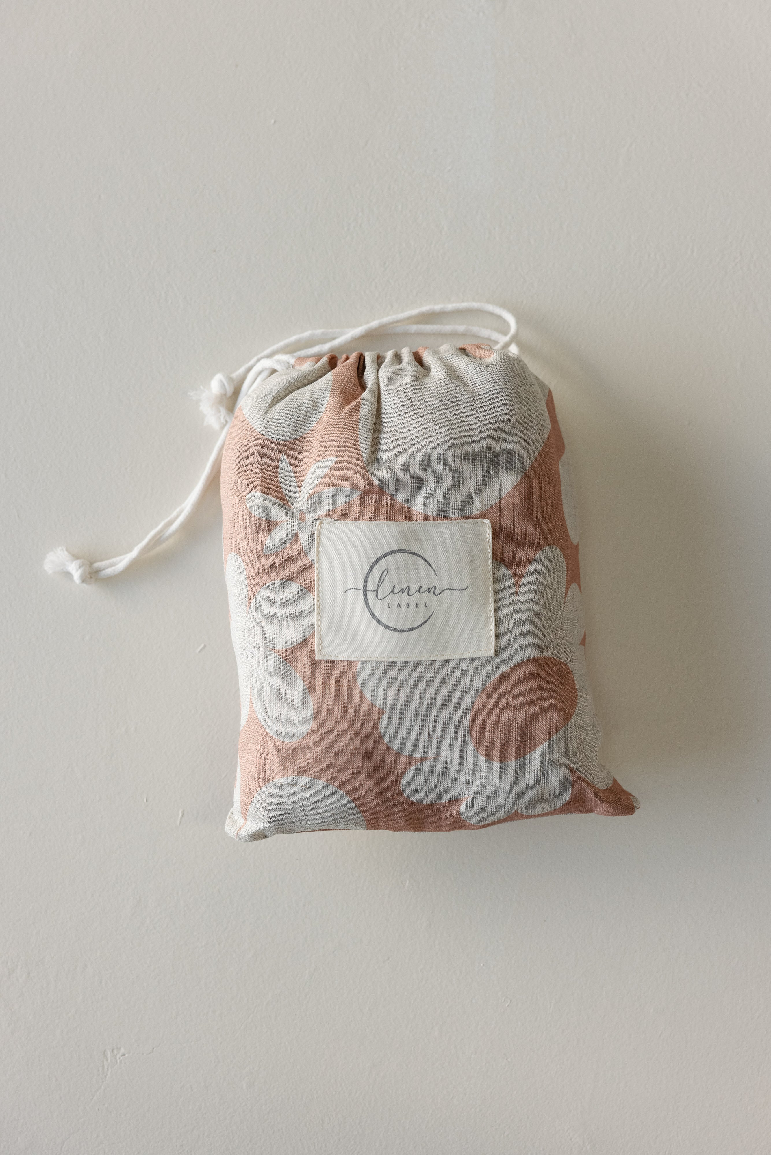 Linen Bassinet Sheet- Soft Clay Print