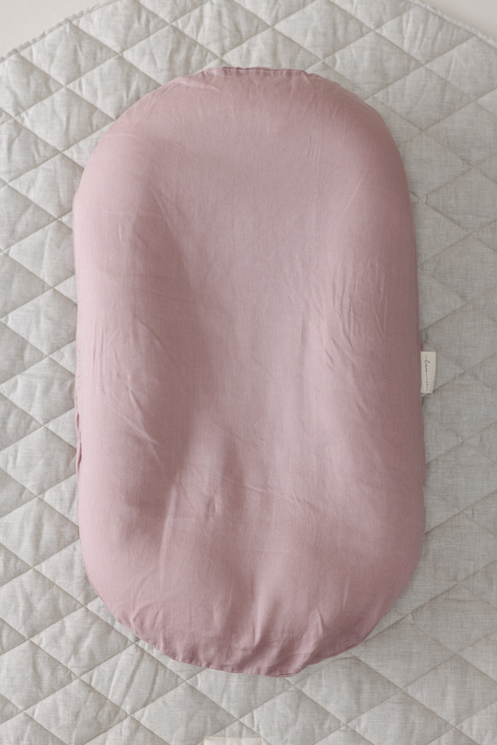 Baby Lounger Nest + Blush Linen Cover