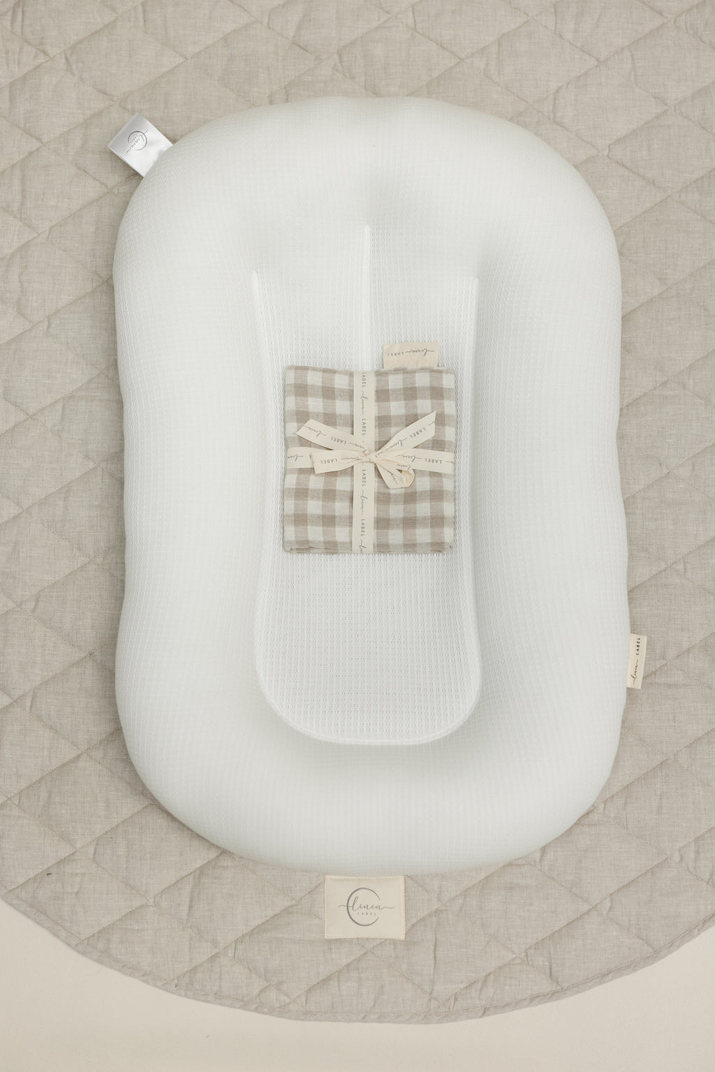 Baby Lounger Nest + Gingham Linen Cover